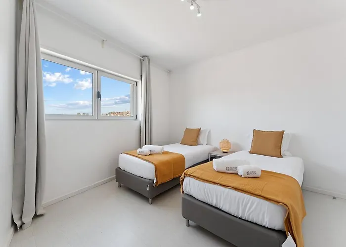 Guestready - Lovely With River View Lejlighed