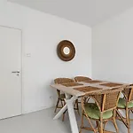 Guestready - Lovely With River View Lejlighed *