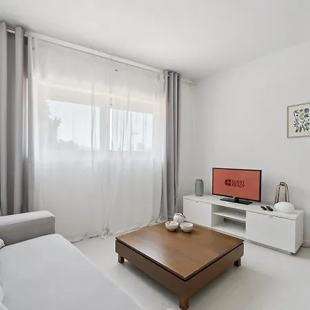 Guestready - Lovely With River View شقة *