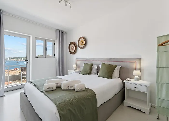 Guestready - Lovely With River View 公寓