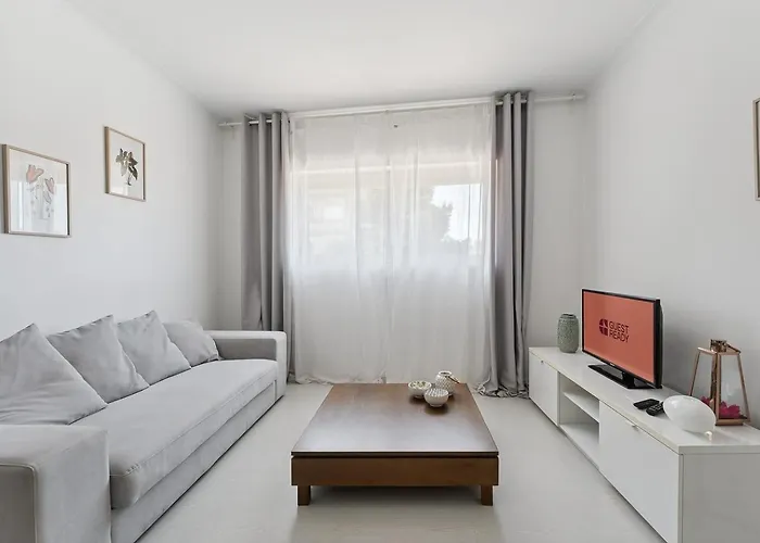 Guestready - Lovely With River View 公寓